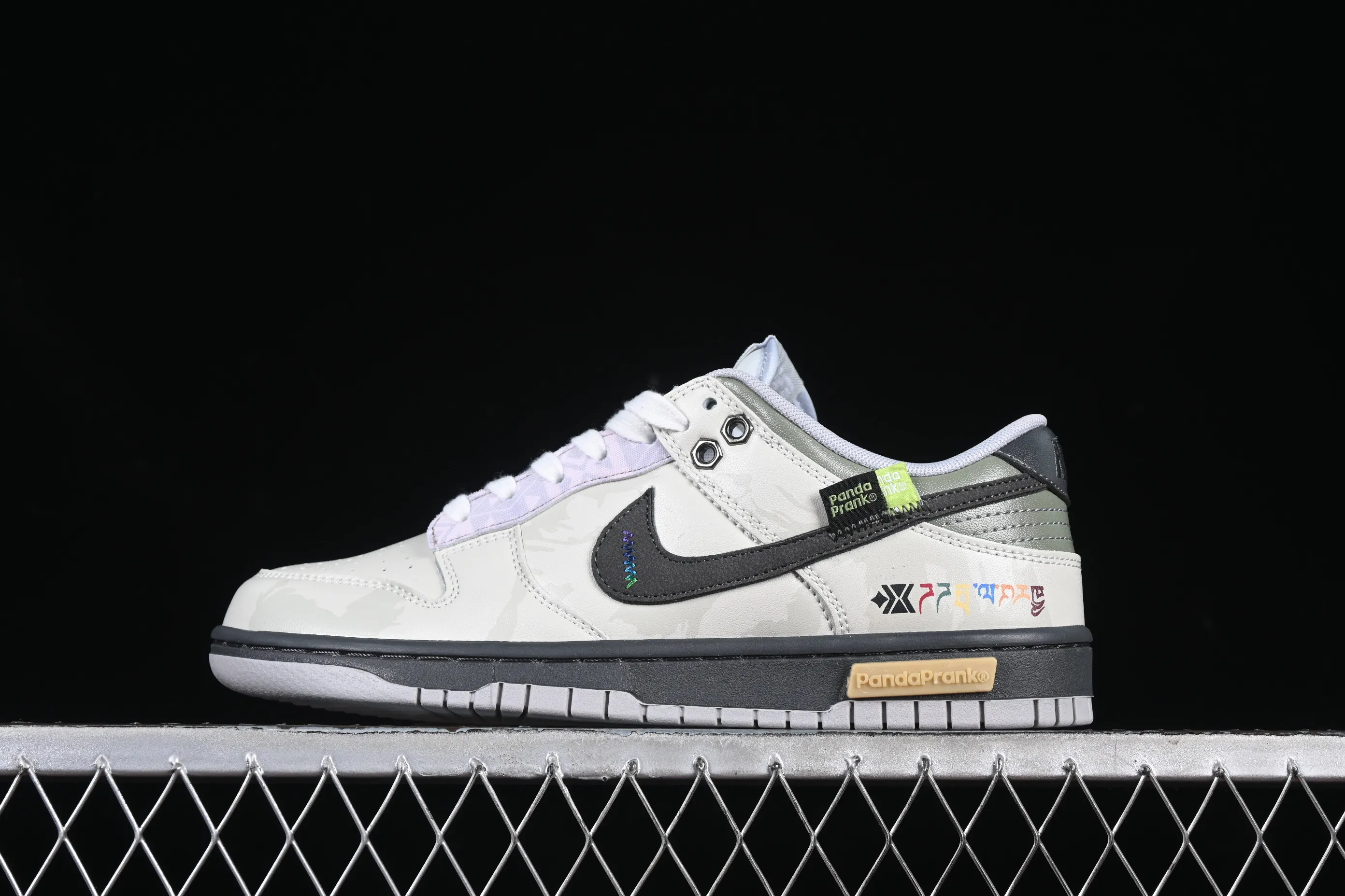 All Categories Nk SB Dunk Series Nk SB Dunk Low Low-top Sneakers Nk Dunk Retro "Grey Fog" Panda Prank Go to Tibet Heart of the Wilderness Gray Black Low-top Casual Sneakers DD1391-103